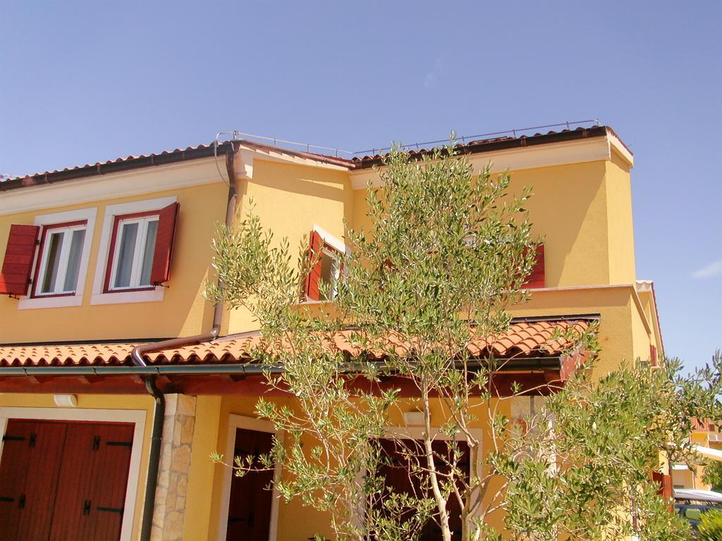 Oliva Holiday Apartment Баньоле Екстер'єр фото